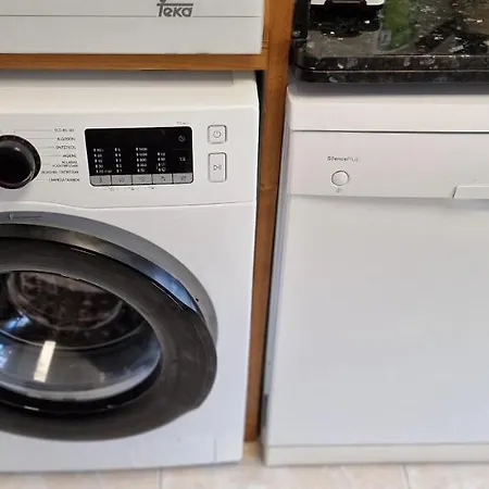 Luz De - Amplio Piso 3 Hab En El Centro De خيخون