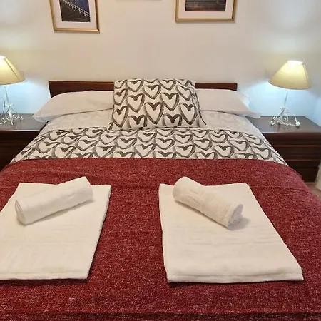 Luz De - Amplio Piso 3 Hab En El Centro De *